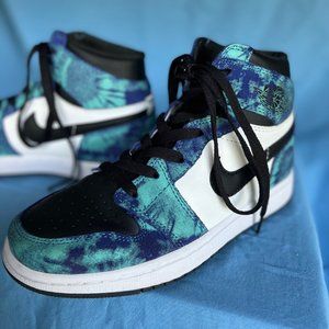 Air Jordan 1 Retro High OG Tie Dye Womens Size 6.5